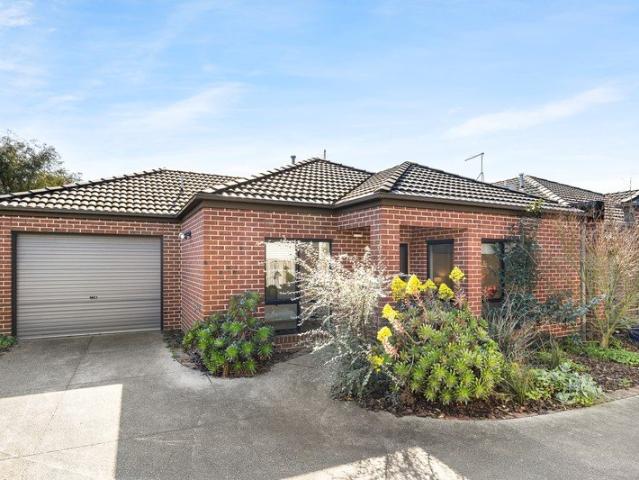 Effortless Modern Living in the Heart of Tyabb