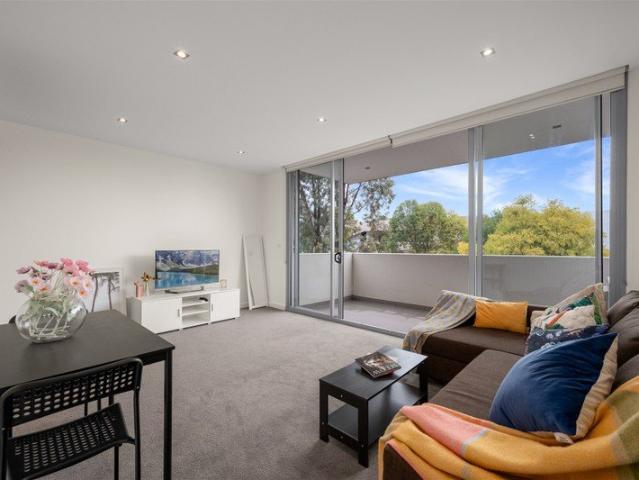 Effortless Modern Living or High Yield Investment in Prime Inner West