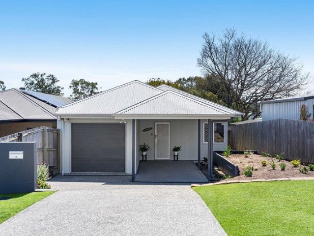 Effortless Bayside Living with Space for the Family