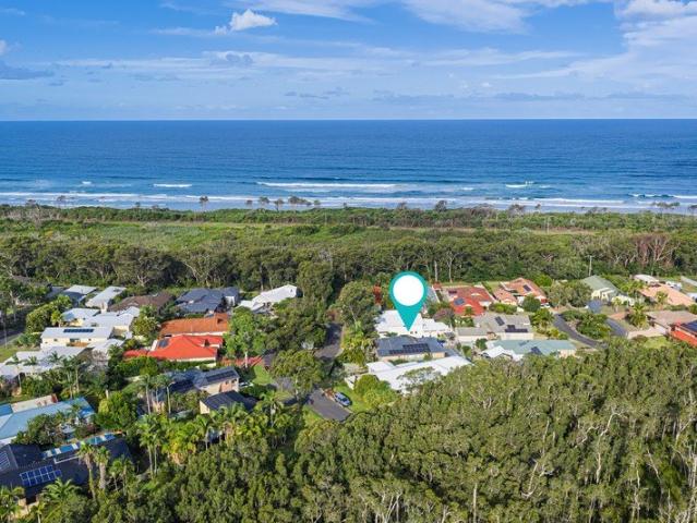 Coastal Exclusivity | Just 500m to Rainbow Beach