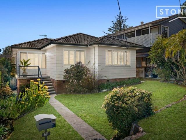 Effortless Beachside Living at Redhead Bluff