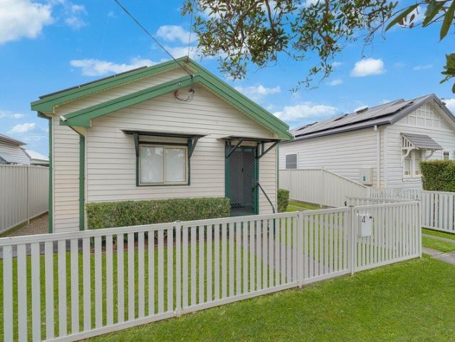 EFFORTLESS CHARM, CONVENIENT SETTING