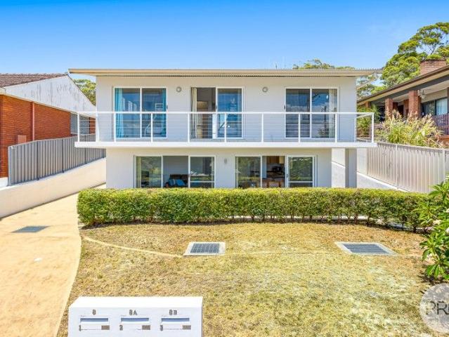 Effortless Coastal Living in a Highly Convenient Nelson Bay Setting