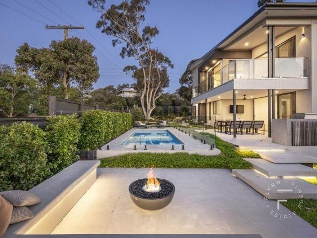 Effortless Coastal Living in a Sought After Mount Eliza Setting