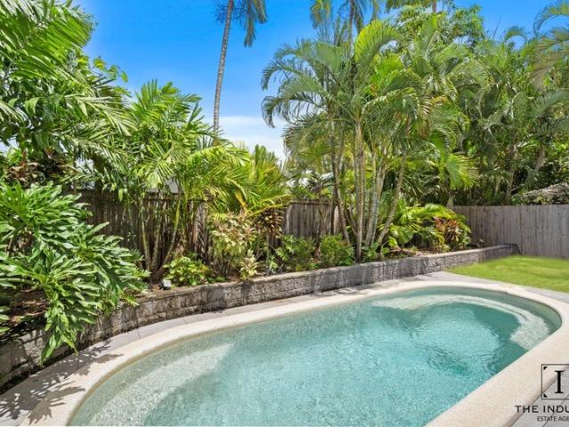 Effortless Coastal Living in a Peaceful Cul de Sac Setting