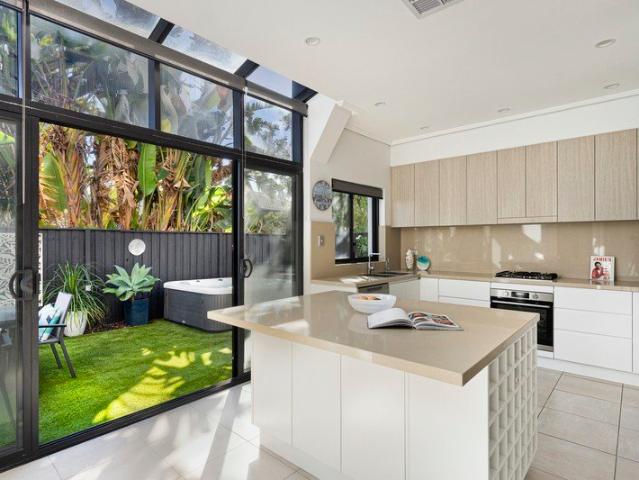Effortless Coastal Living in the Glide Complex