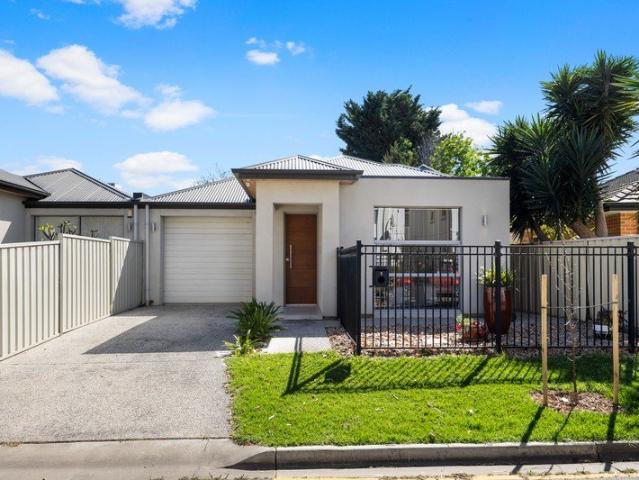 Effortless Coastal Living in the Heart of Henley South