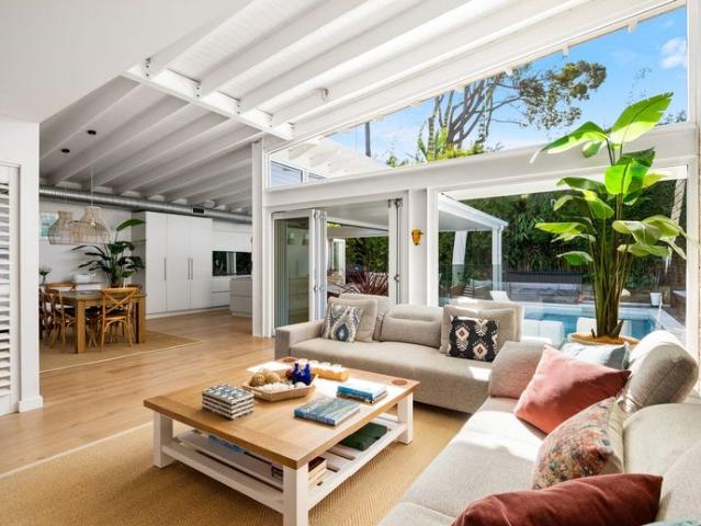 Effortless Coastal Living with Heated Pool & Entertainer's Oasis