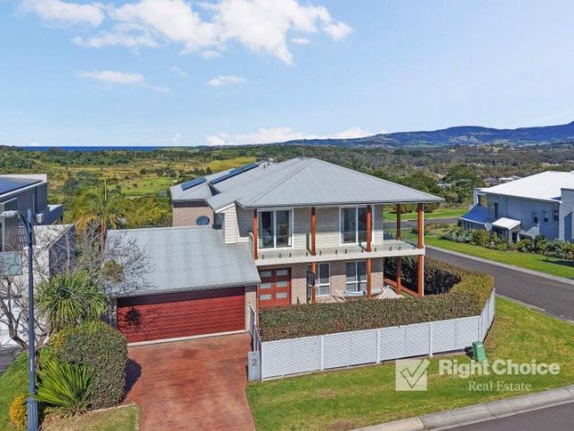 Effortless Coastal Living with Space for the Whole Family