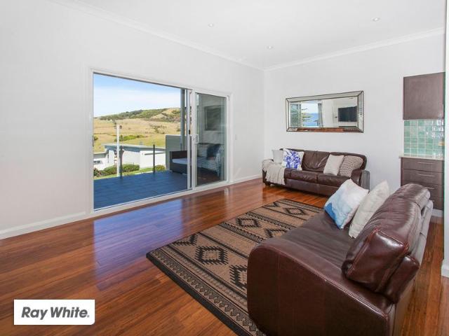 Effortless Coastal Living with Views, Privacy & Comfort