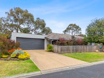 Point Roadknight, Surf Coast, Victoria