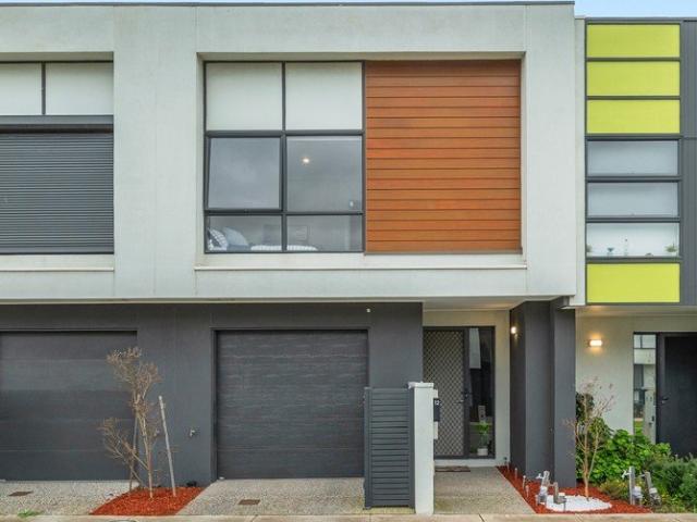 Effortless Elegance in a Connected Location