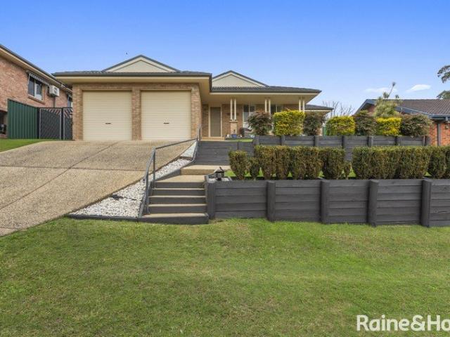 Effortless Family Living Immaculately Maintained & Ready to Enjoy