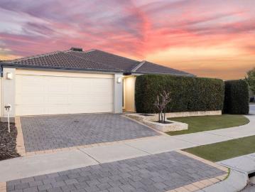 Effortless Family Living in a Beautifully Renovated Home