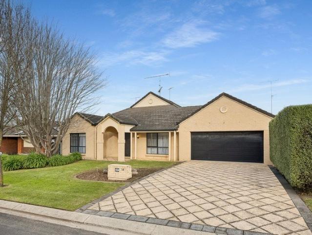 Effortless family living in a peaceful setting