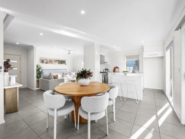Effortless Family Living in a Prime Warners Bay Setting