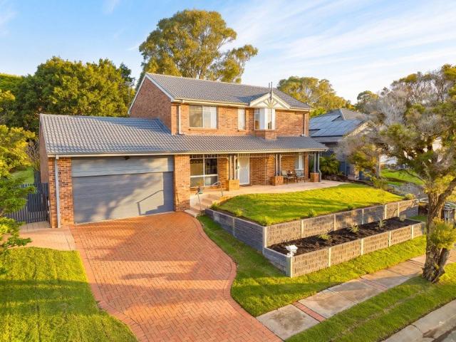 Effortless family living on a spacious 756m2 block