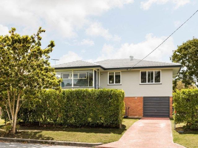 Effortless Family Living with a Beautiful North Facing Outlook