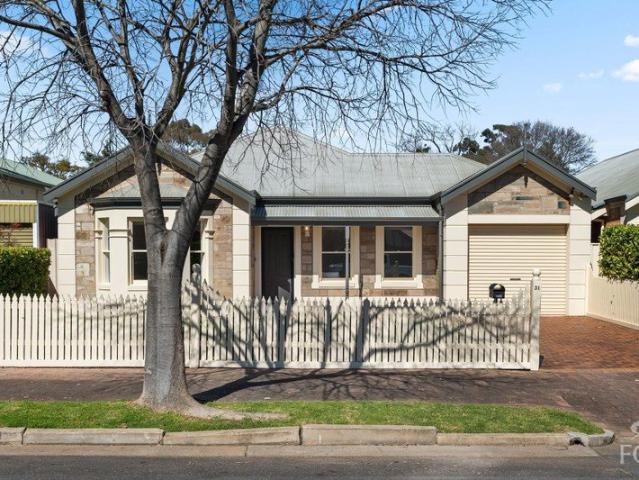 Effortless family living with flexibility in a sought after highgate location