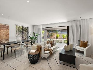 Effortless Indoor Outdoor Living in a Handy Robina Location
