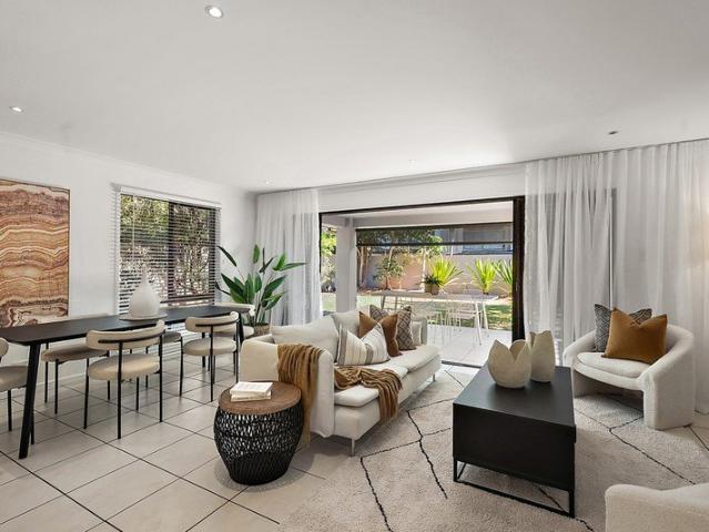 Effortless Indoor Outdoor Living in a Handy Robina Location