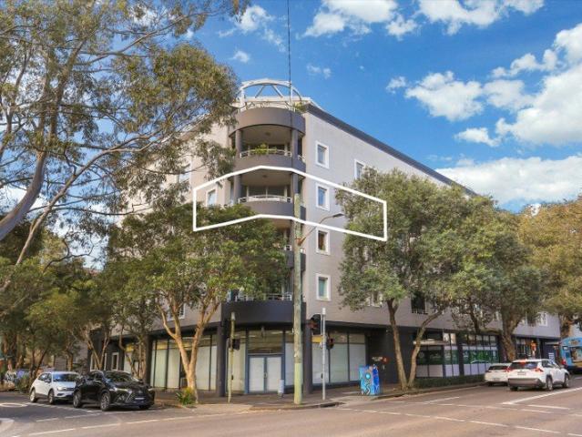 Effortless Inner City Living in a Prime Chippendale Setting