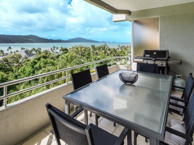 Effortless Island Living in a Prime Location