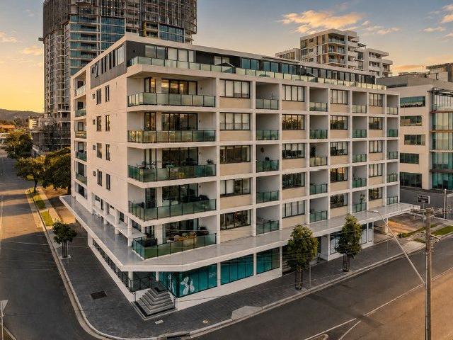 Effortless Luxury in the Heart of Wollongong