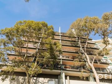 EFFORTLESS LIVING