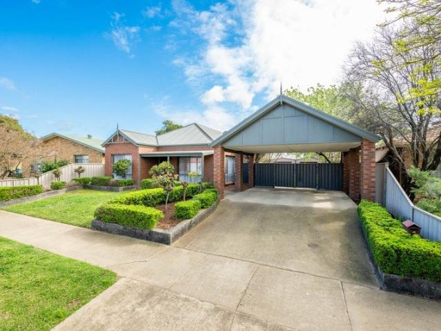Effortless Living with Space and Style in a Prime Mooroopna Location!