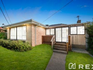 Effortless Living with Space, Style & Location
