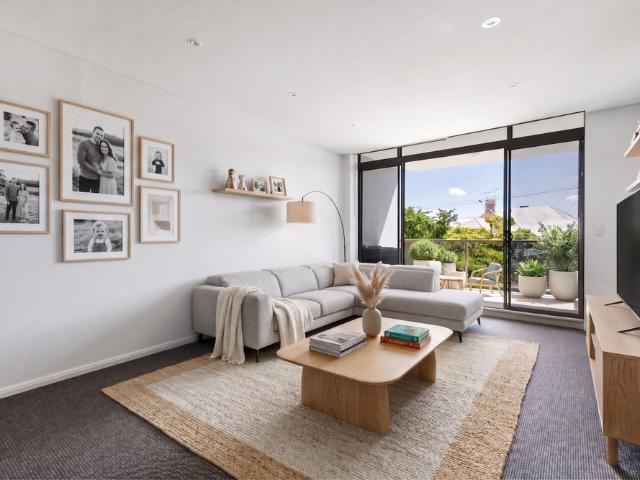Effortless Living & Working: 2 Bedrooms Plus Study in Wahroonga's Exclusive 'Lexington'