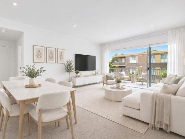 Massive One Bedroom with Study