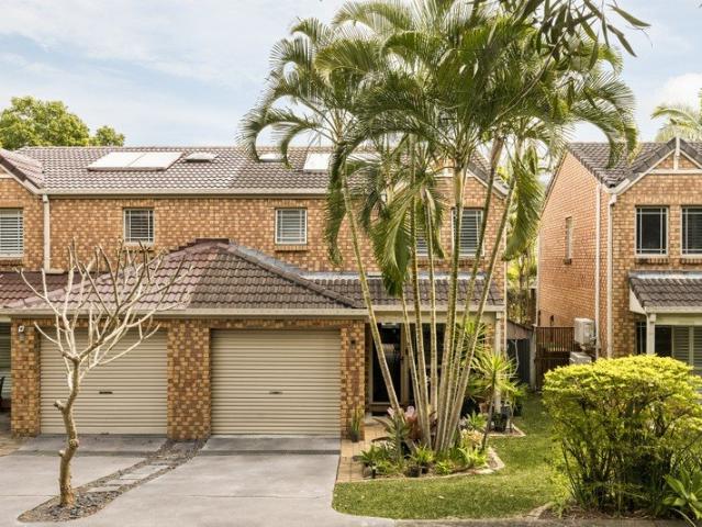 Effortless Living, Exceptional Location