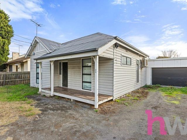 Effortless Living in a Convenient Geelong Location