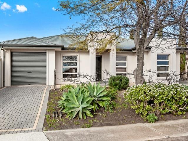 Effortless Living in a Convenient Dover Gardens Setting