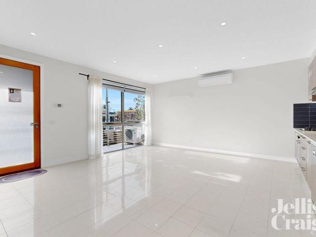 Effortless living in a convenient locale