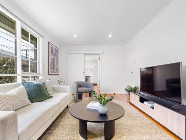 Effortless Living in a Coveted Location