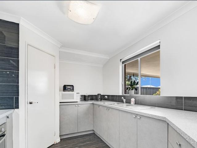 EFFORTLESS LIVING IN A FAMILY FRIENDLY LOCATION