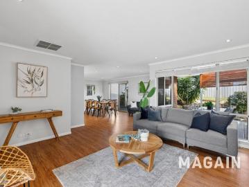 Effortless Living in a Family Friendly Sheidow Park Pocket