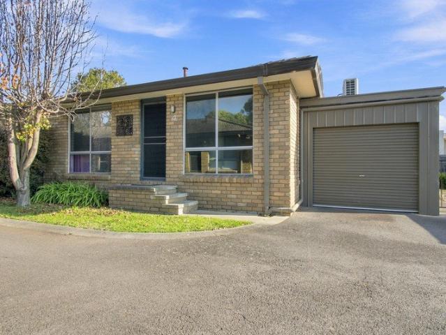 Effortless Living in a Prime CBD Fringe Location