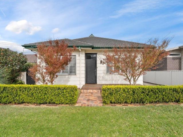Effortless living in a sought after setting