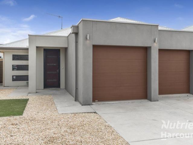 Effortless Living in a Well Connected Location