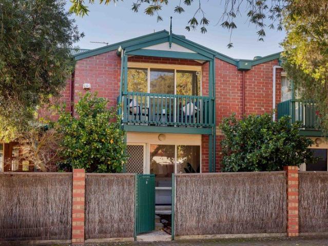 Effortless Living in Prestigious Marryatville High School Zone
