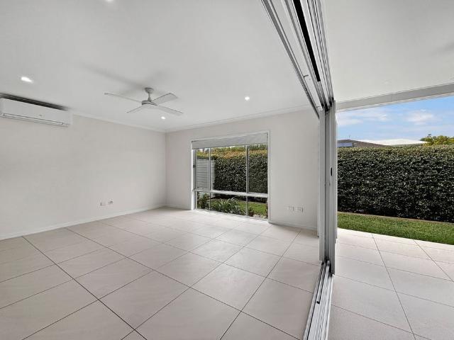 Effortless Living in Sought After Birtinya Location!