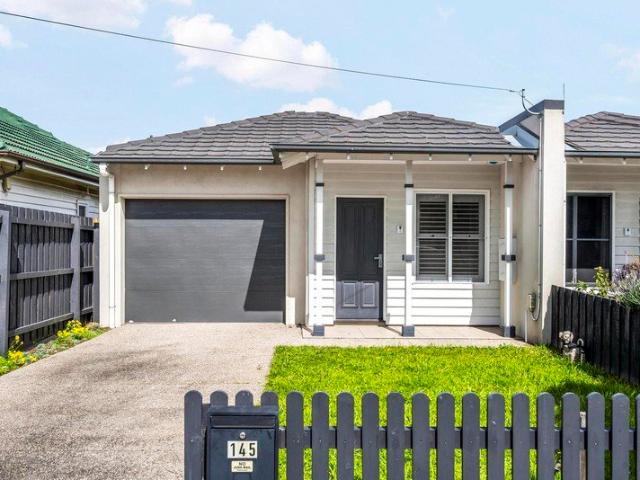 Effortless living on a brilliant single level