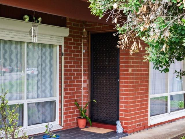 Effortless low maintenance Living in a Peaceful Setting