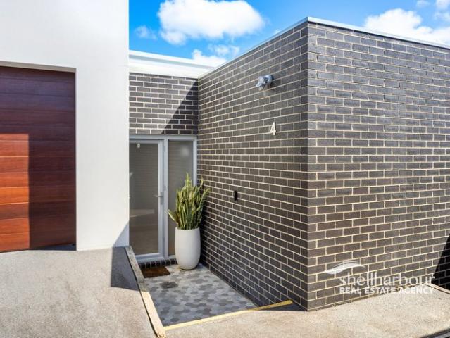 Effortless Single Level Entertaining in Prime Shell Cove