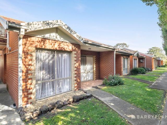 Effortless Single Level Living by the Bay