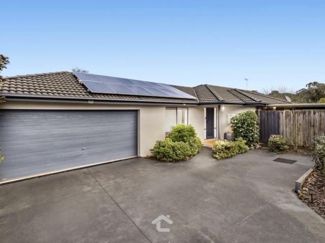 Effortless Single Level Living in a Prime Bayswater Location